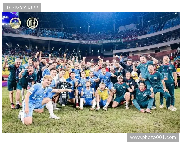 全北现代逆转光州FC夺韩足协杯冠军成为本赛季国内赛事双冠王